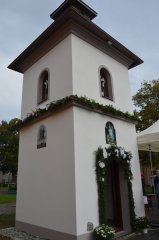pohled zepředu zleva