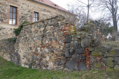 pohled zezadu zprava