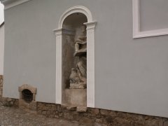 pohled zepředu zprava