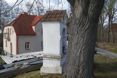 pohled zepředu zleva