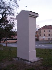 pohled zezadu zleva