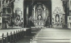 starší foto interiéru kostela