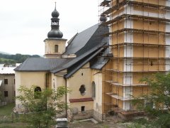 pohled zezadu zprava