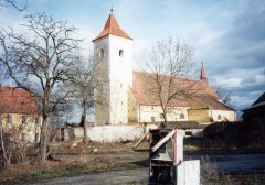 areál kostela, fary a části hospodářství