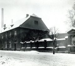 historické foto kapličky (zcela vpravo)