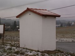 pohled zezadu zleva