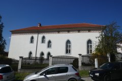 pohled zprava