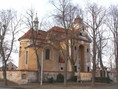 pohled zezadu zleva