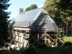 pohled zezadu zprava