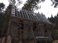 pohled zprava