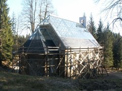 pohled zezadu zleva