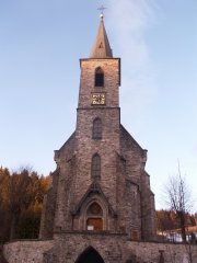 průčelí kostela