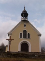 průčelí kostela