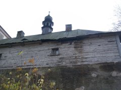 pohled zprava