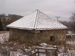 pohled zezadu zleva