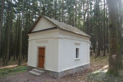 pohled zepředu zprava