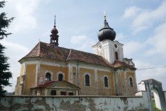 pohled zezadu zleva