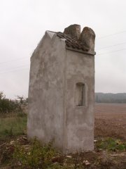 pohled zezadu zleva