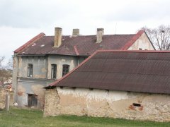 pohled zezadu zleva