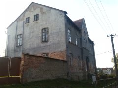 pohled zepředu zleva