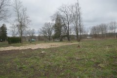 ohradní zeď okolo kostela