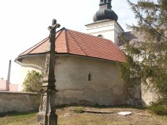 pohled zezadu zleva