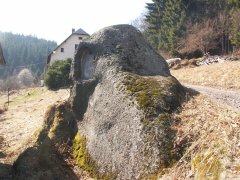 pohled zepředu zprava