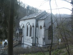pohled zezadu zprava