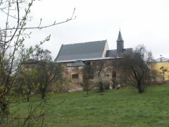 pohled zprava