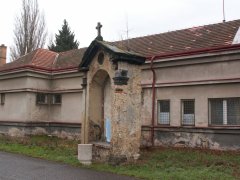 pohled zepředu zprava