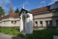 pohled zepředu zprava