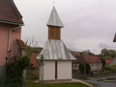 pohled zezadu zleva