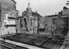 obnova kaple, zřejmé jsou zbytky původní stavby