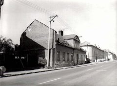 starší foto kaple (v pozadí)