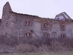 pohled zleva po odstranění střechy
