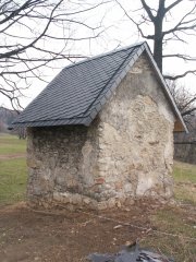 pohled zezadu zprava