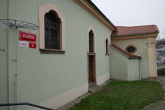 pohled zepředu zprava