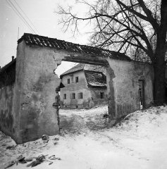 historické foto areálu fary