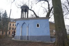pohled zleva