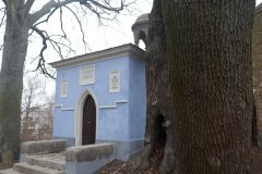 pohled zepředu zprava
