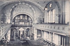 starší foto interiéru synagogy