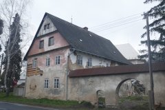 pohled zepředu zleva