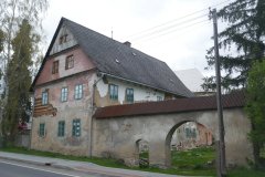 pohled zepředu zleva