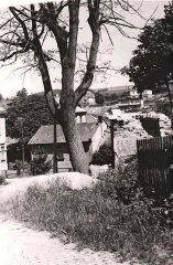historické foto kaple (vpravo)