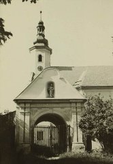 starší foto kostela