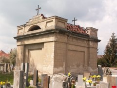 pohled zezadu zleva