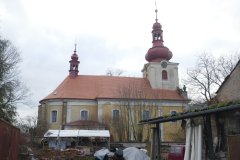 pohled zleva