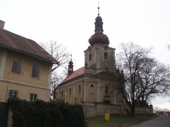 pohled zepředu zleva - nová střecha