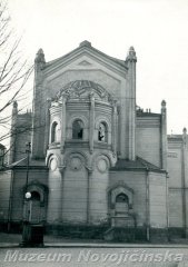 starší foto synagogy