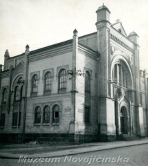 starší foto synagogy